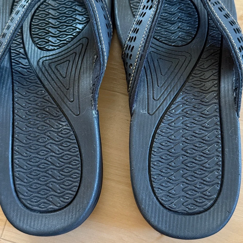 NWOT HOBIBEAR MEN FLIP FLOP THONG SANDAL INDOOR OUTDOOR ARCH SUPPORT BLACK SZ 8